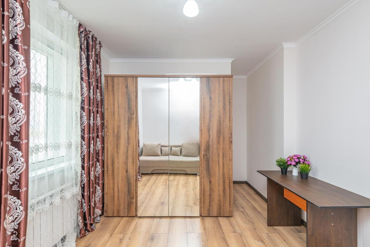 Жк Sauran Towers Comfort Astana Exterior foto